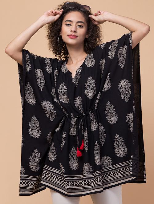 black printed notch neck kaftan - 20132853 - Standard Image - 0