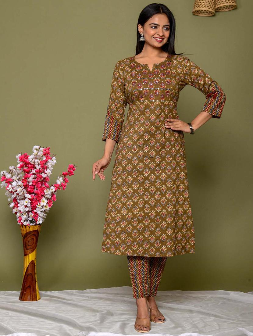 green printed three quarter sleeve suit set - 20133273 -  Standard Image - 1