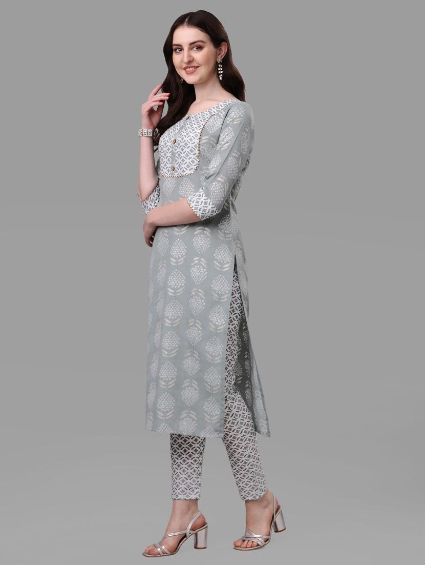 green three quarter sleeve kurta pant set - 20133380 - Standard Image - 1