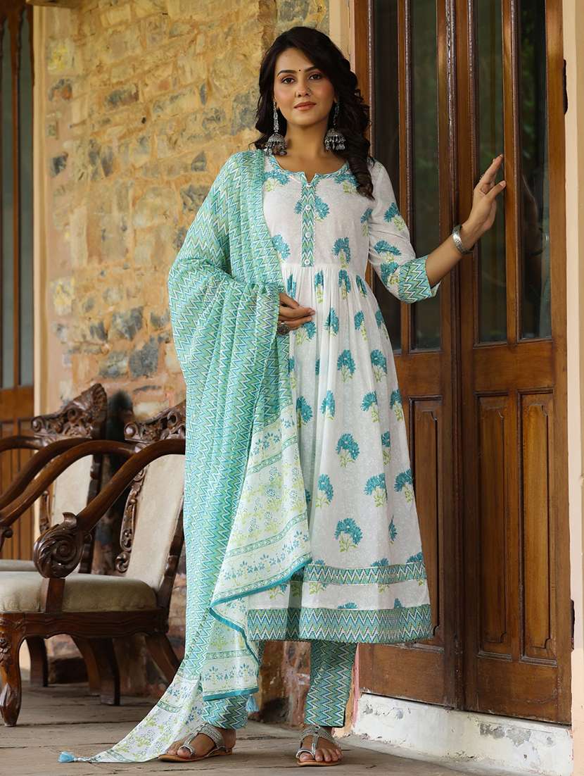 women three quarter sleeve kurta pant with dupatta set