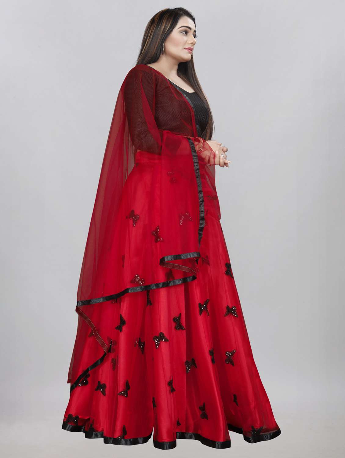 women red flared lehenga - 20136930 -  Standard Image - 1
