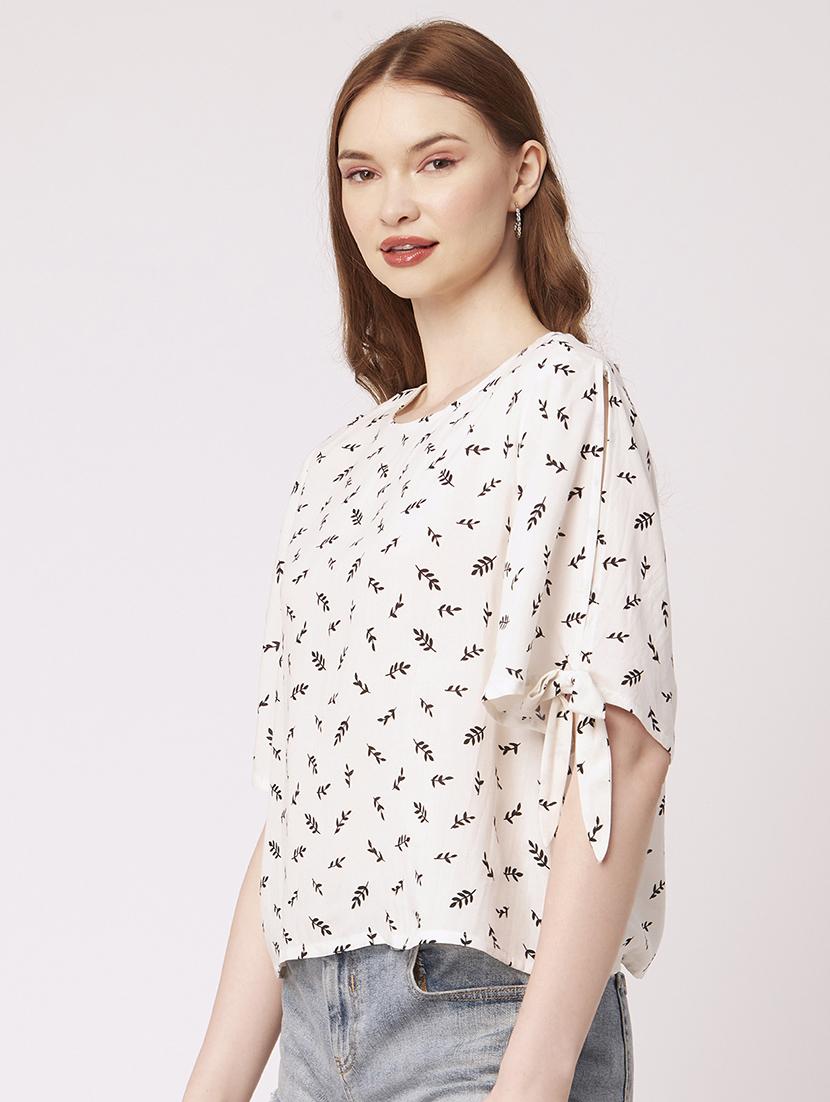 women's straight round neck top - 20148992 - Standard Image - 1
