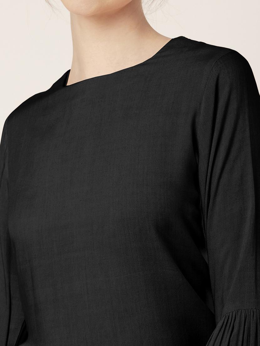 women's straight round neck top - 20149072 - Standard Image - 4