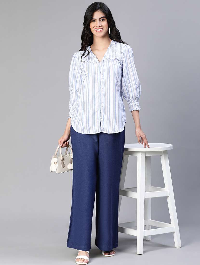 women's straight v neck top - 20149296 - Standard Image - 4