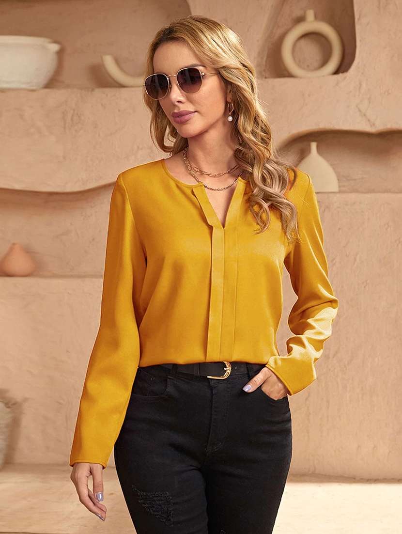women's straight notch neck top