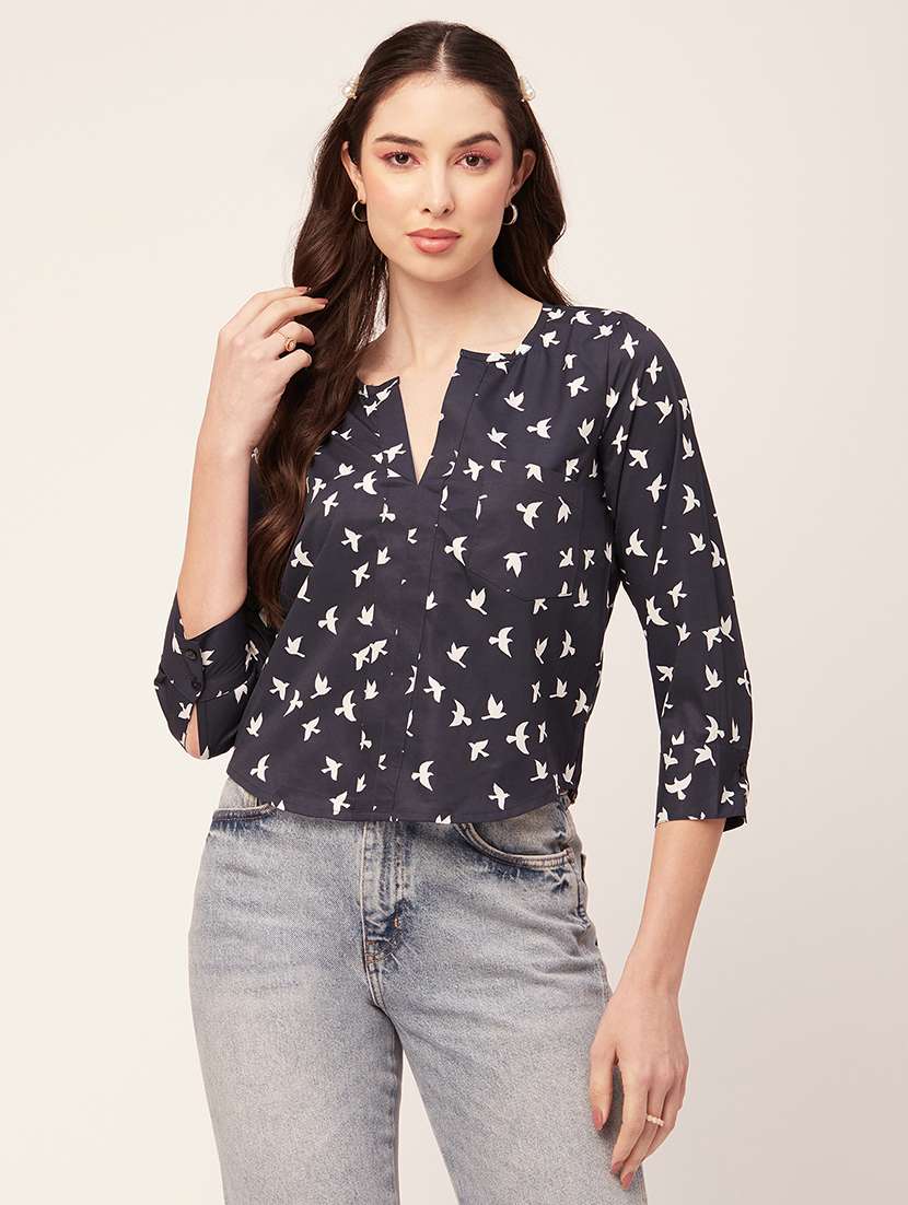 women's straight notch neck top