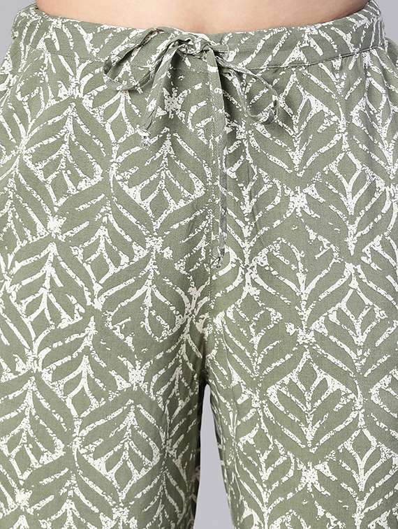 green printed flat front trouser - 20152501 - Standard Image - 4