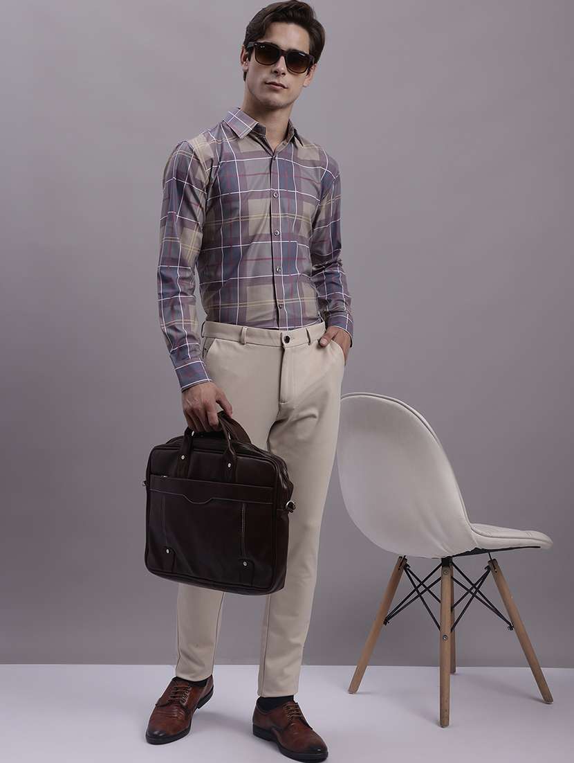 mens checks formal shirt - 20154843 - Standard Image - 4
