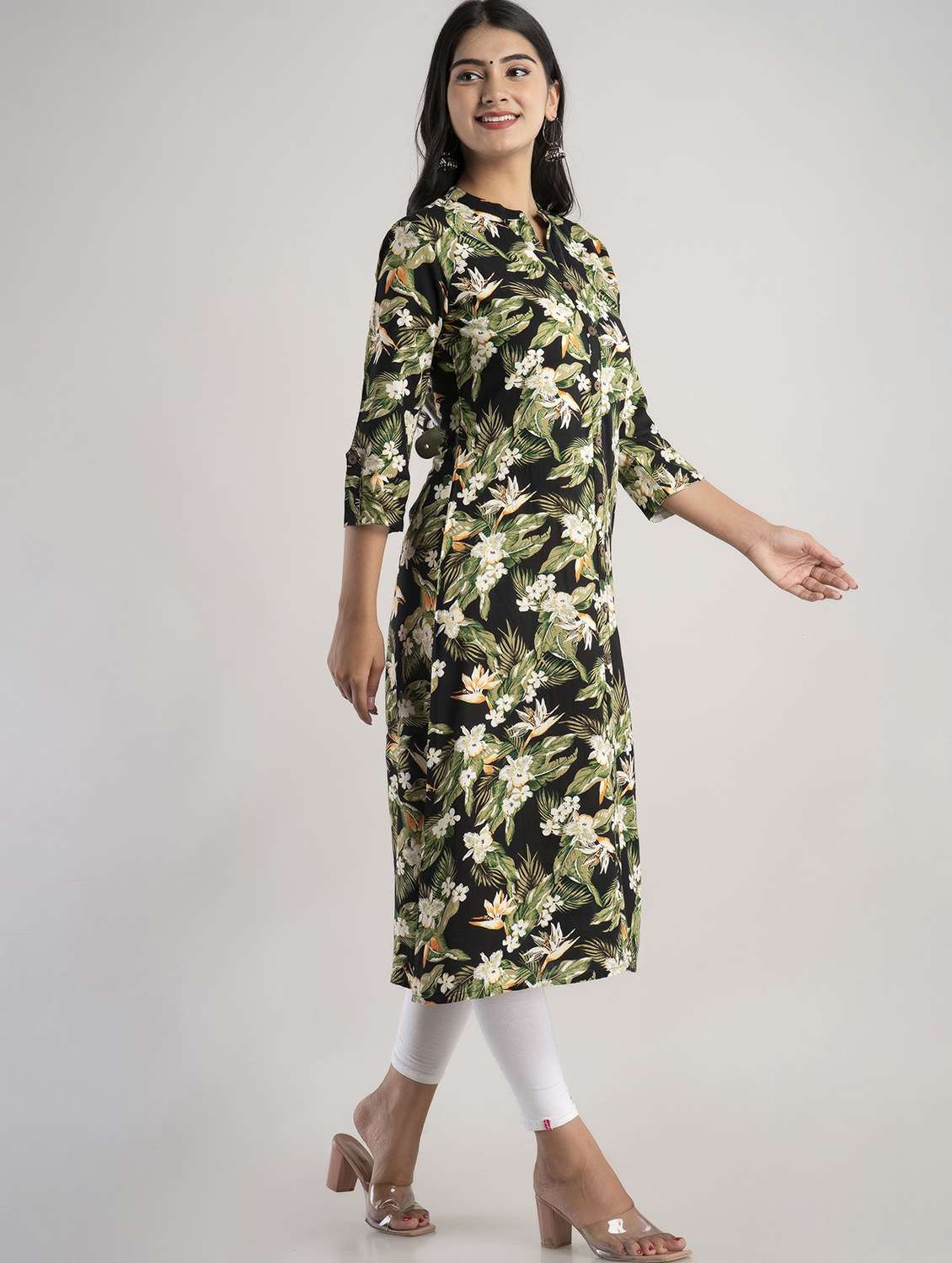 mandarin neck printed straight kurta - 20154924 - Standard Image - 1