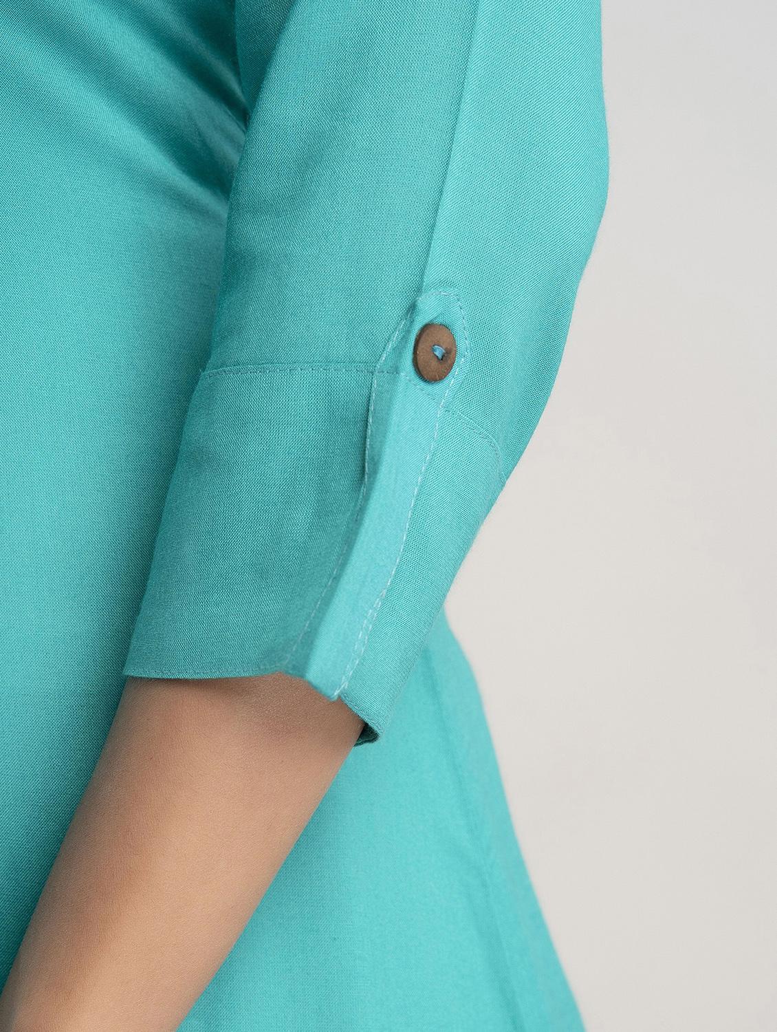 mandarin neck solid a line kurta - 20154953 - Standard Image - 4