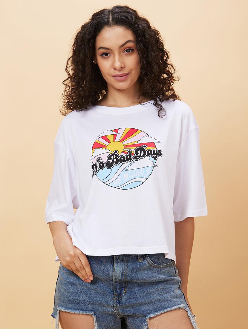 women's chest print round neck t-shirt - 20158138 - Zoom Image - 0