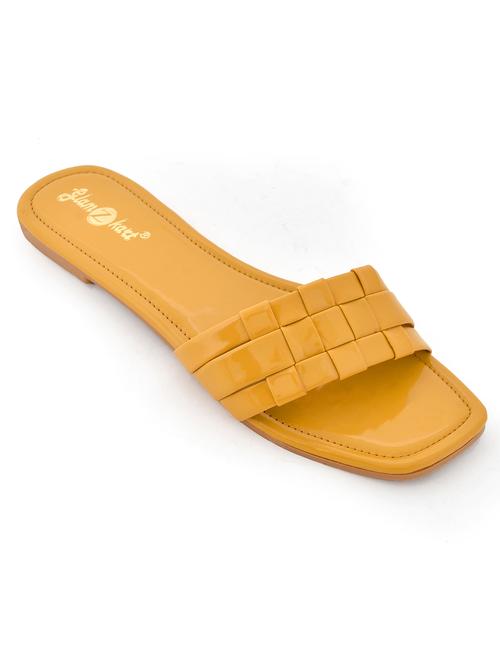 women solid slip on sandal - 20160135 -  Standard Image - 0