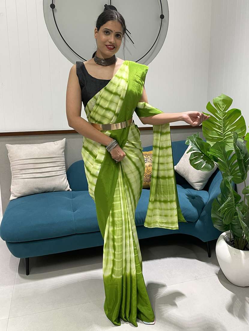 women's printed light green colored saree with blouse