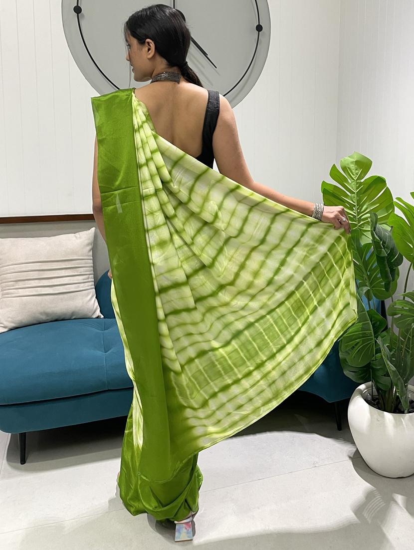 women's printed light green colored saree with blouse - 20168761 -  Standard Image - 1