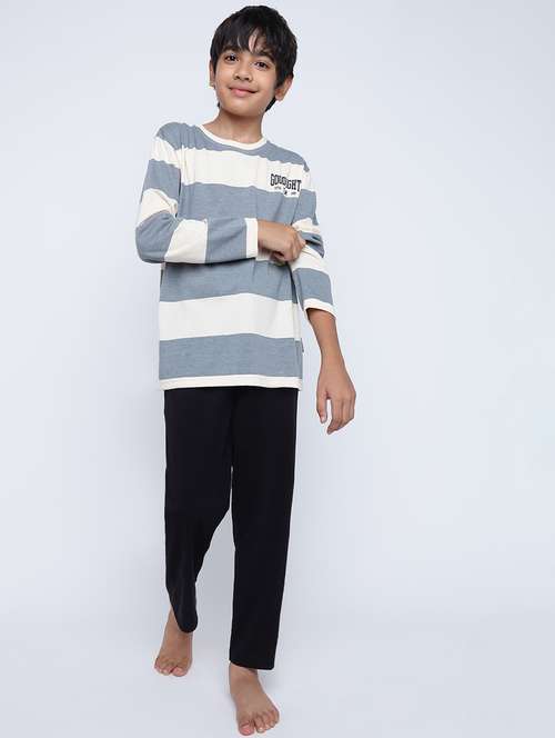 boys white striped printed t-shirt & pyjama set