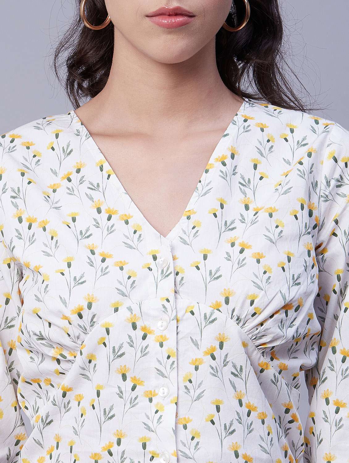 women's crop v neck top - 20171137 -  Standard Image - 4