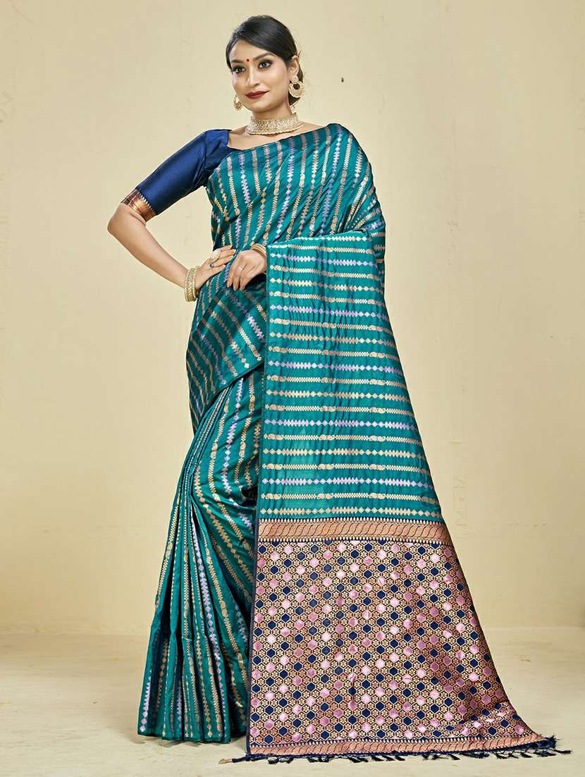women's banarasi saree with blouse