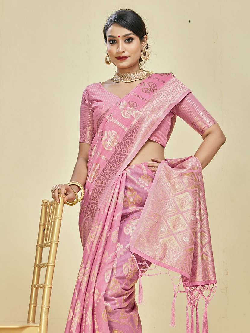 women's self design pink colored saree with blouse - 20175639 - Standard Image - 4