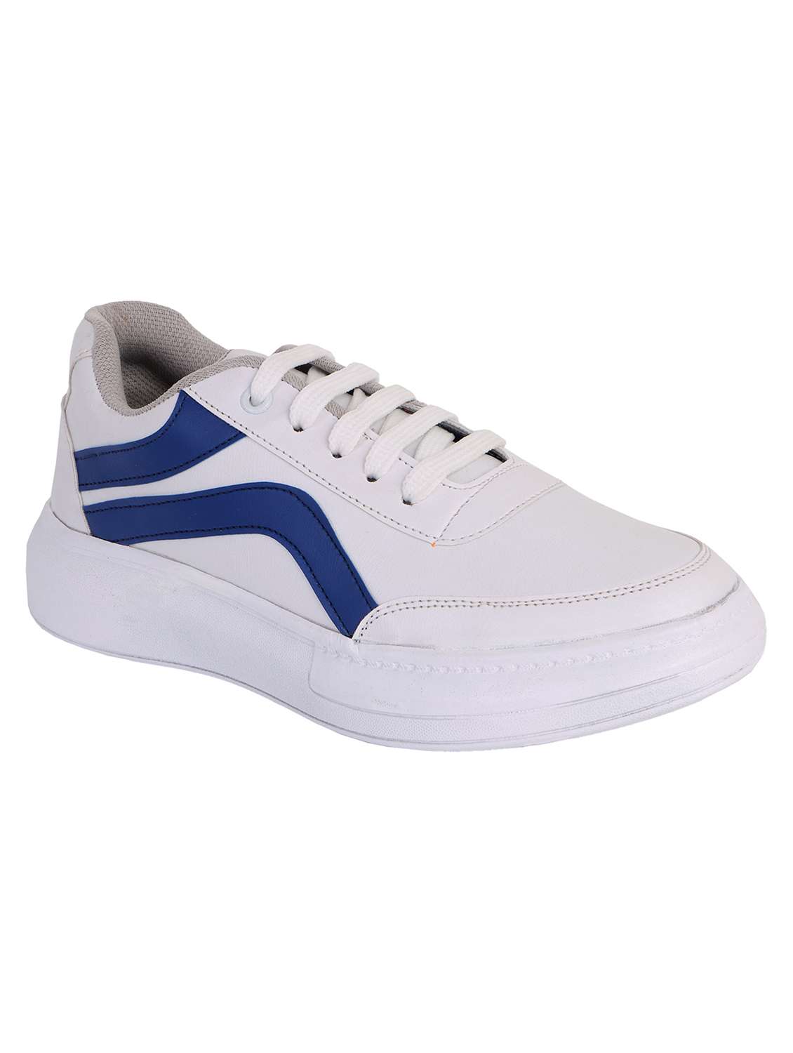 boys lace up sneaker