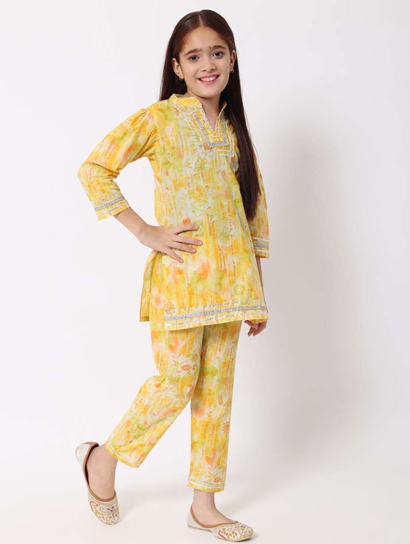 girls yellow printed kurta pant set - 20188060 -  Standard Image - 1