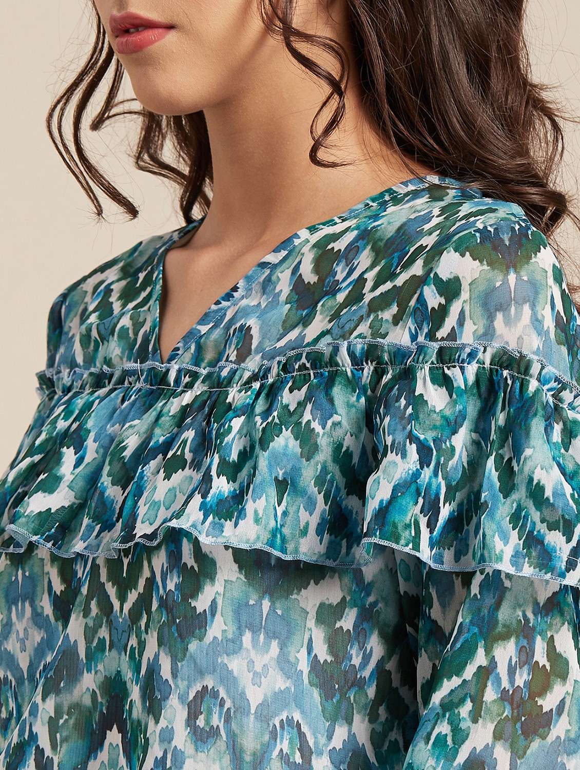 women's blouson v neck top - 20189299 -  Standard Image - 4