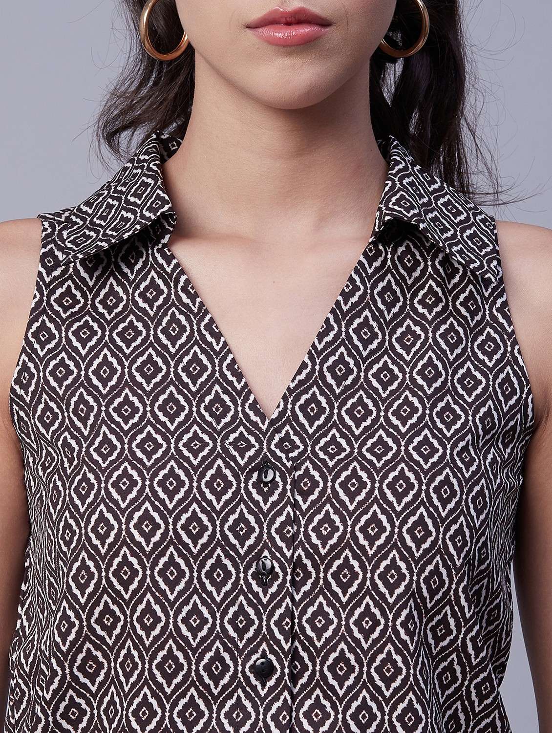 women's crop collared top - 20189308 - Standard Image - 4