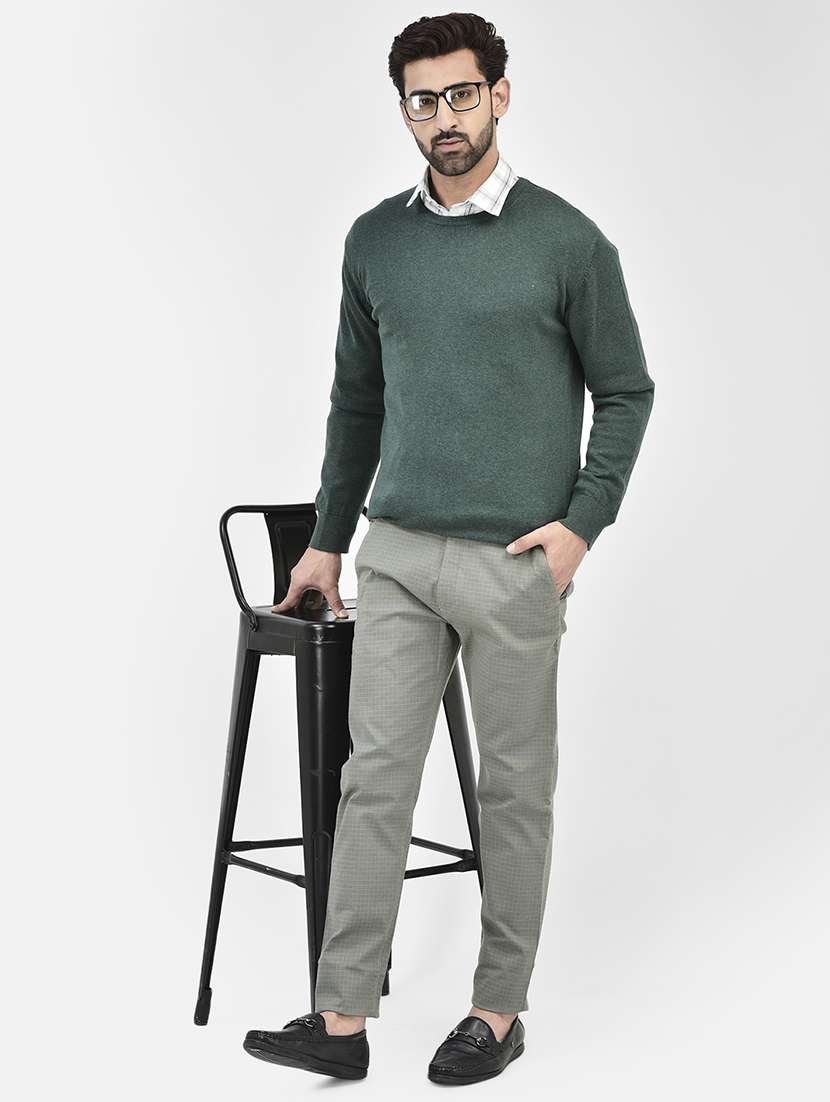 men green solids round neck pullovers - 20189638 -  Standard Image - 4