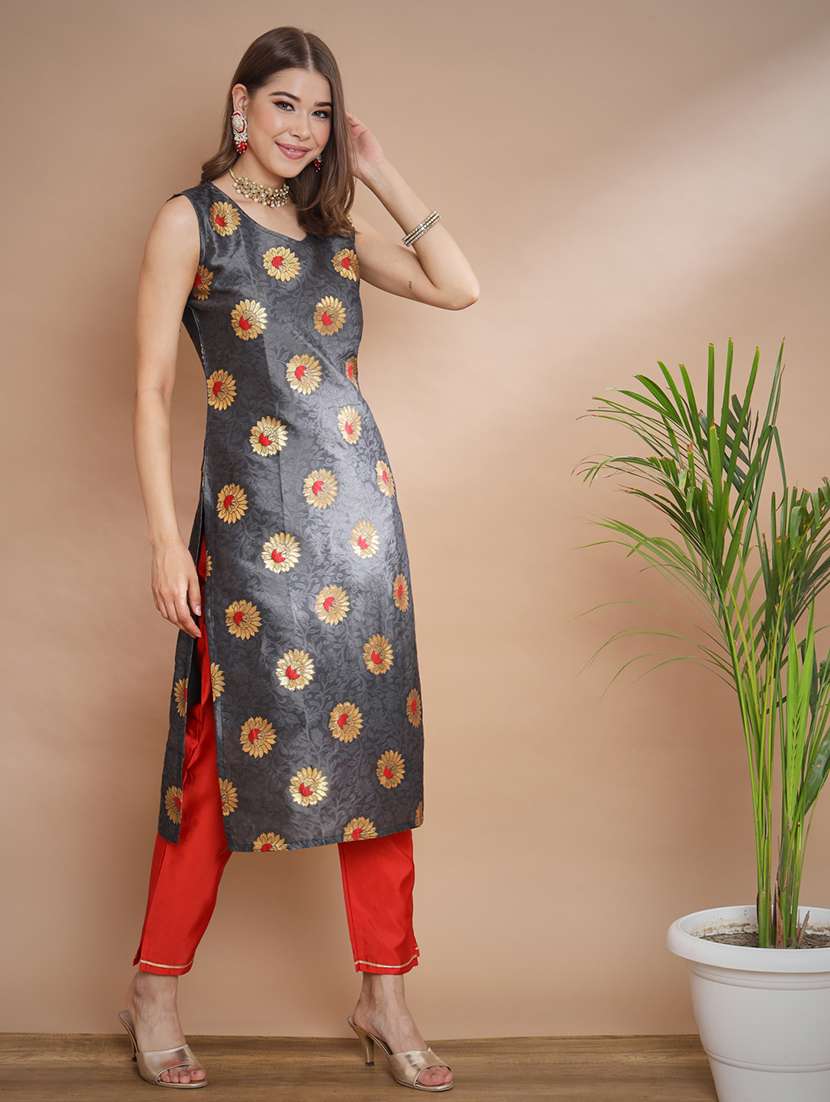 women self design kurta pant with dupatta set - 20194130 -  Standard Image - 4