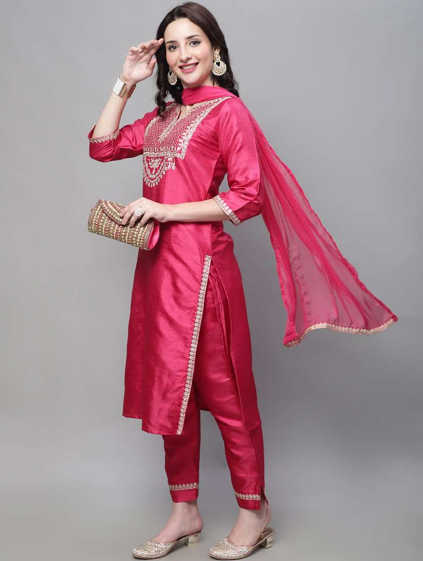 Women Three Quarter Sleeve Kurta Pant With Dupatta Set