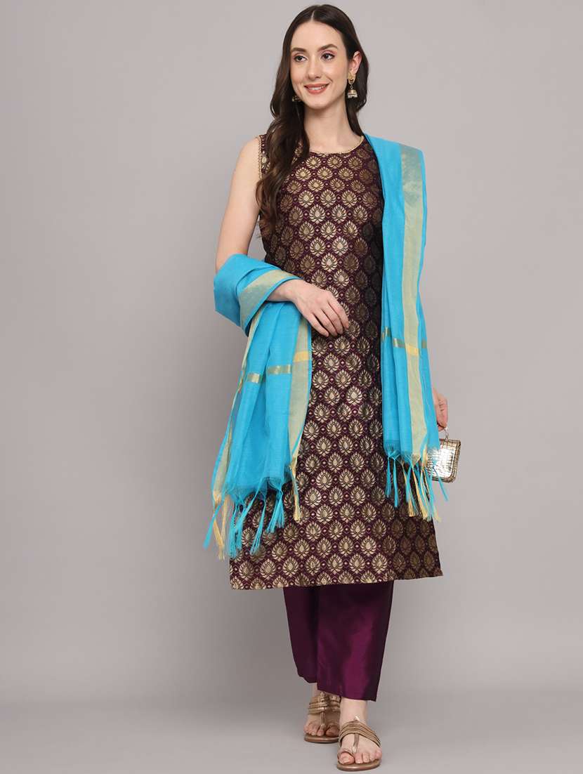 women self design sleeveless kurta pant with dupatta set