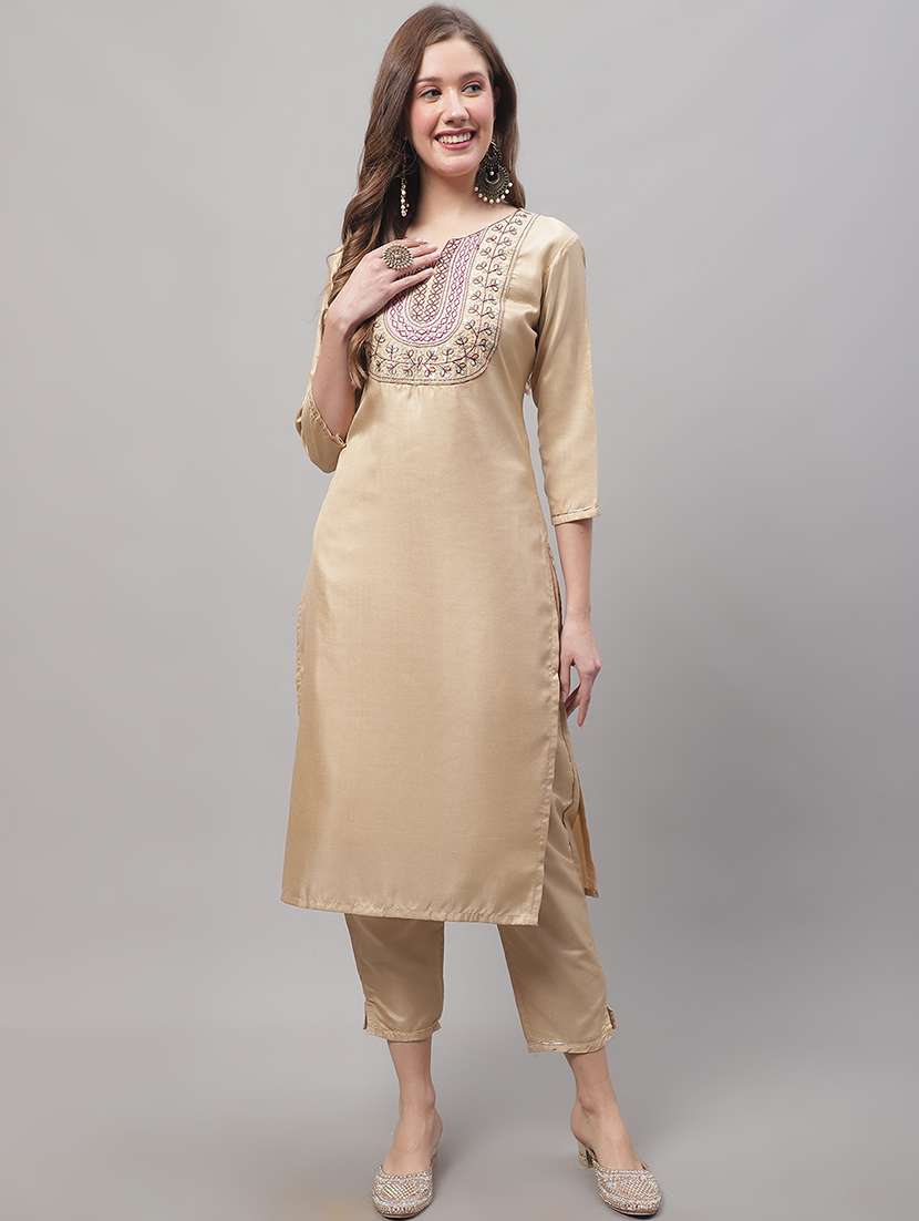 women three quarter sleeve kurta pant with dupatta set