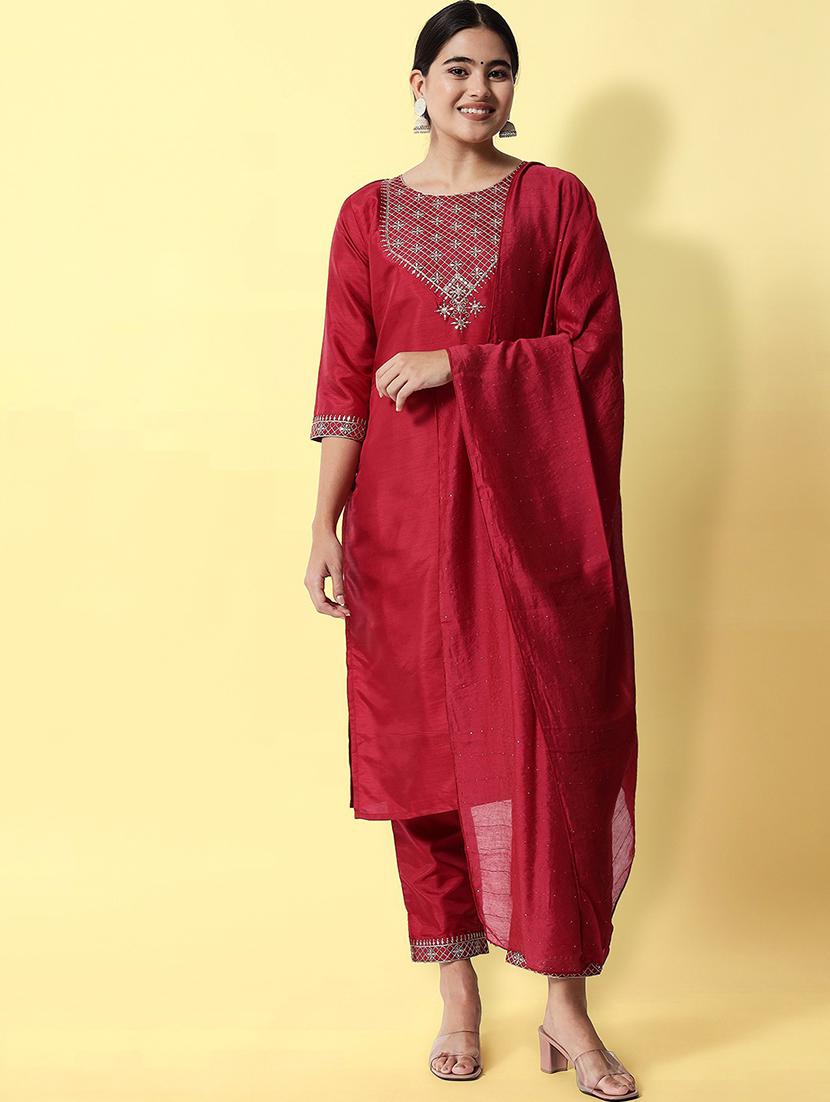red kurta pant set with dupatta