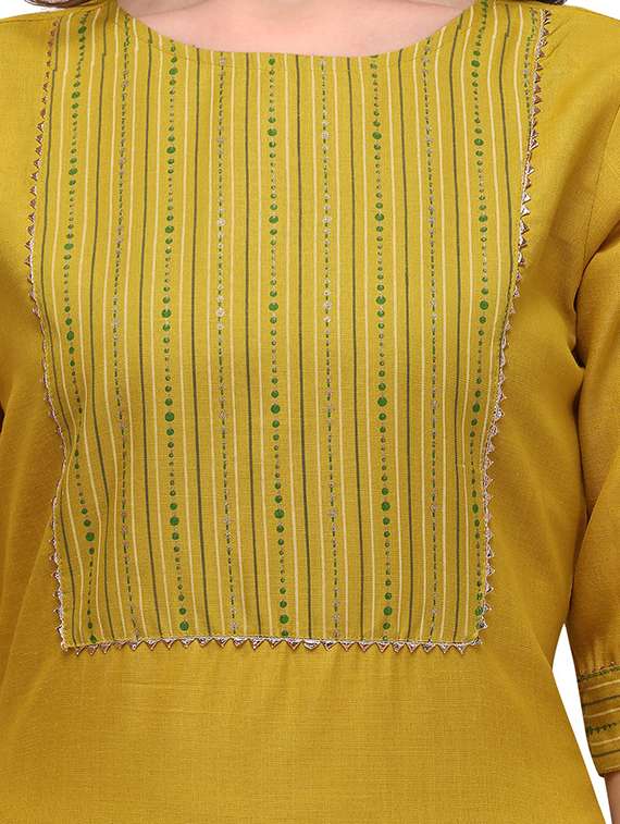 women three quarter sleeve kurta pant with dupatta set - 20194560 - Standard Image - 4