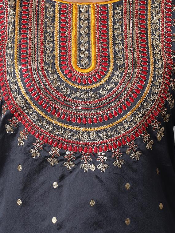 embroidered kurta pant set with dupatta - 20195156 - Standard Image - 4