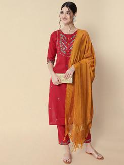 maroon round neck kurta pant set with dupatta - 20195338 -  Zoom Image - 0