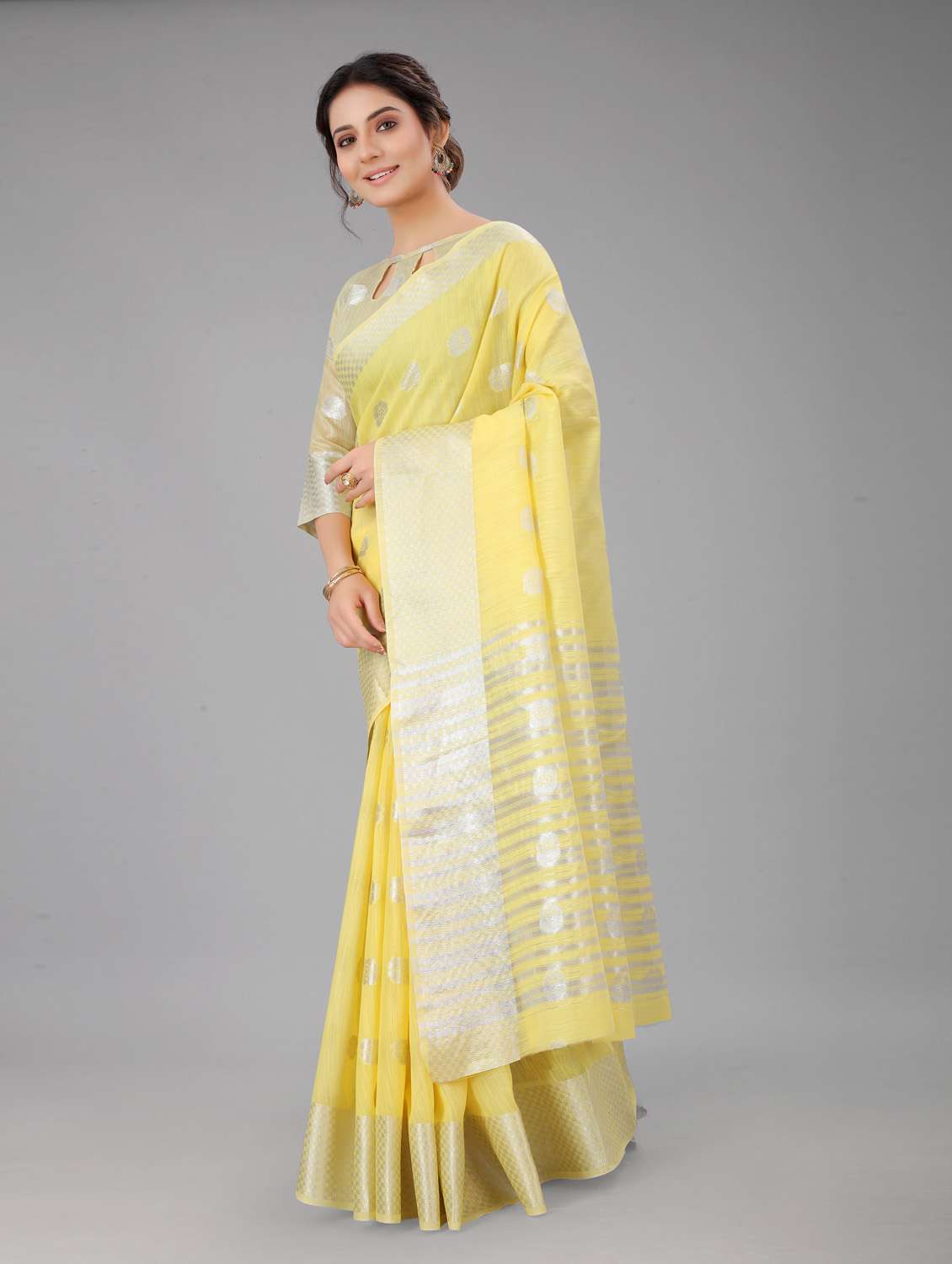 self design woven saree with blouse  - 20195447 -  Standard Image - 1