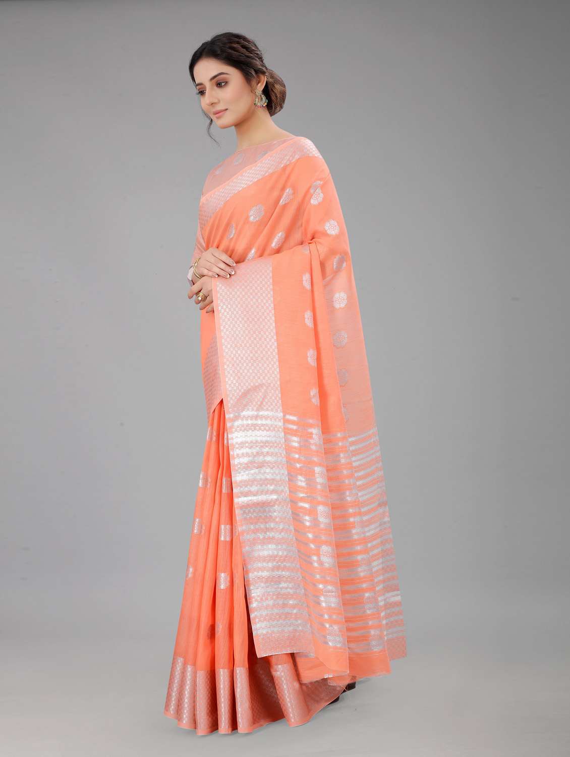 self design woven saree with blouse  - 20195453 -  Standard Image - 1