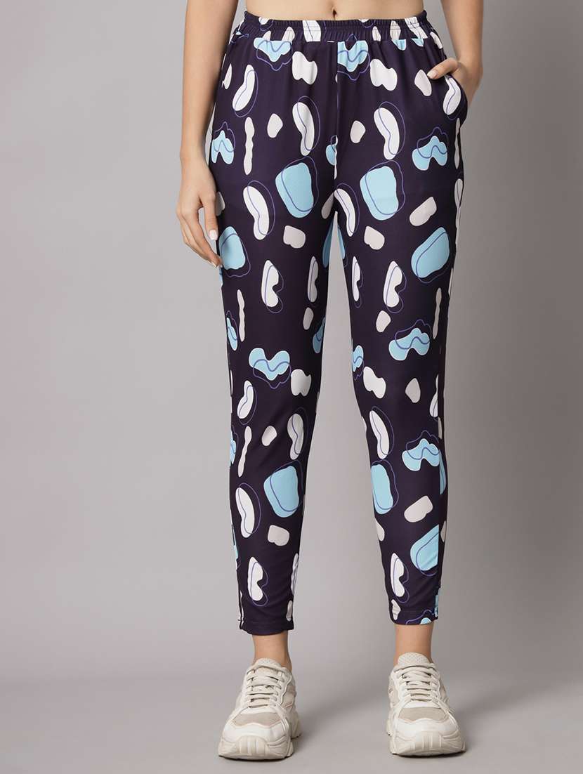 women printed t-shirt & jogger co-ord set - 20197073 -  Standard Image - 4