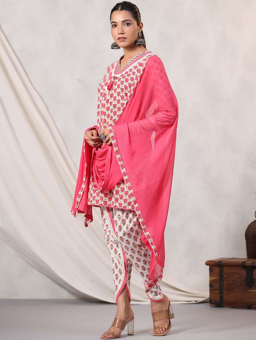 Women Pink Dhoti Kurta Set With Dupatta