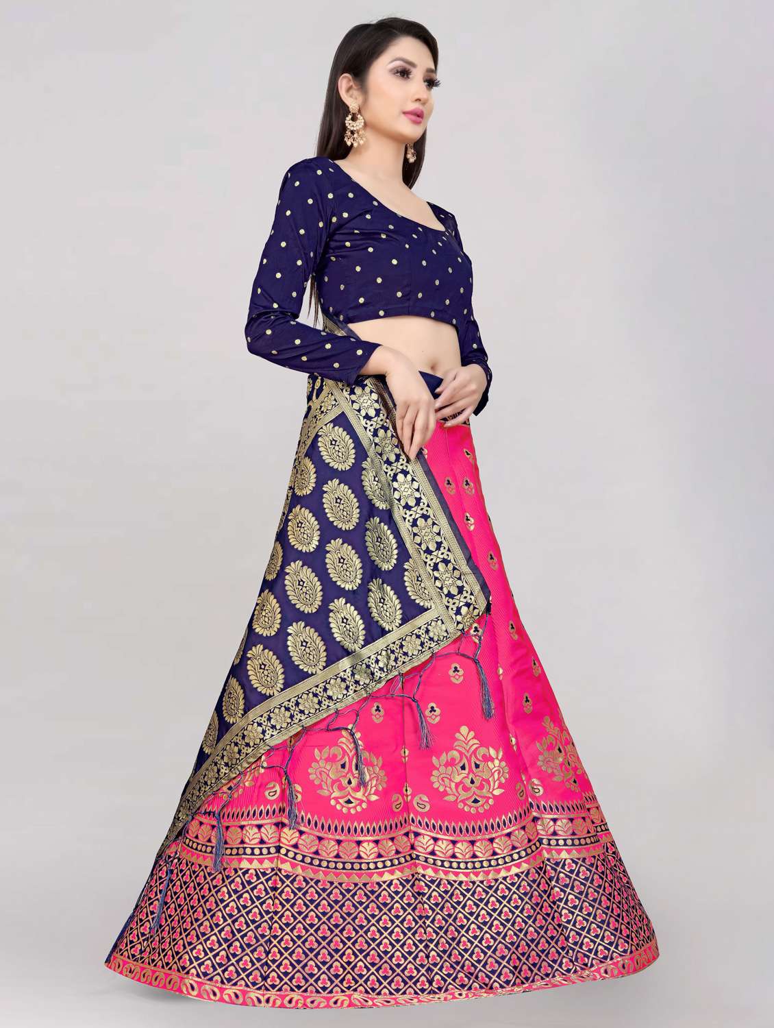 banarasi lehenga choli with dupatta set - 20209005 -  Standard Image - 1