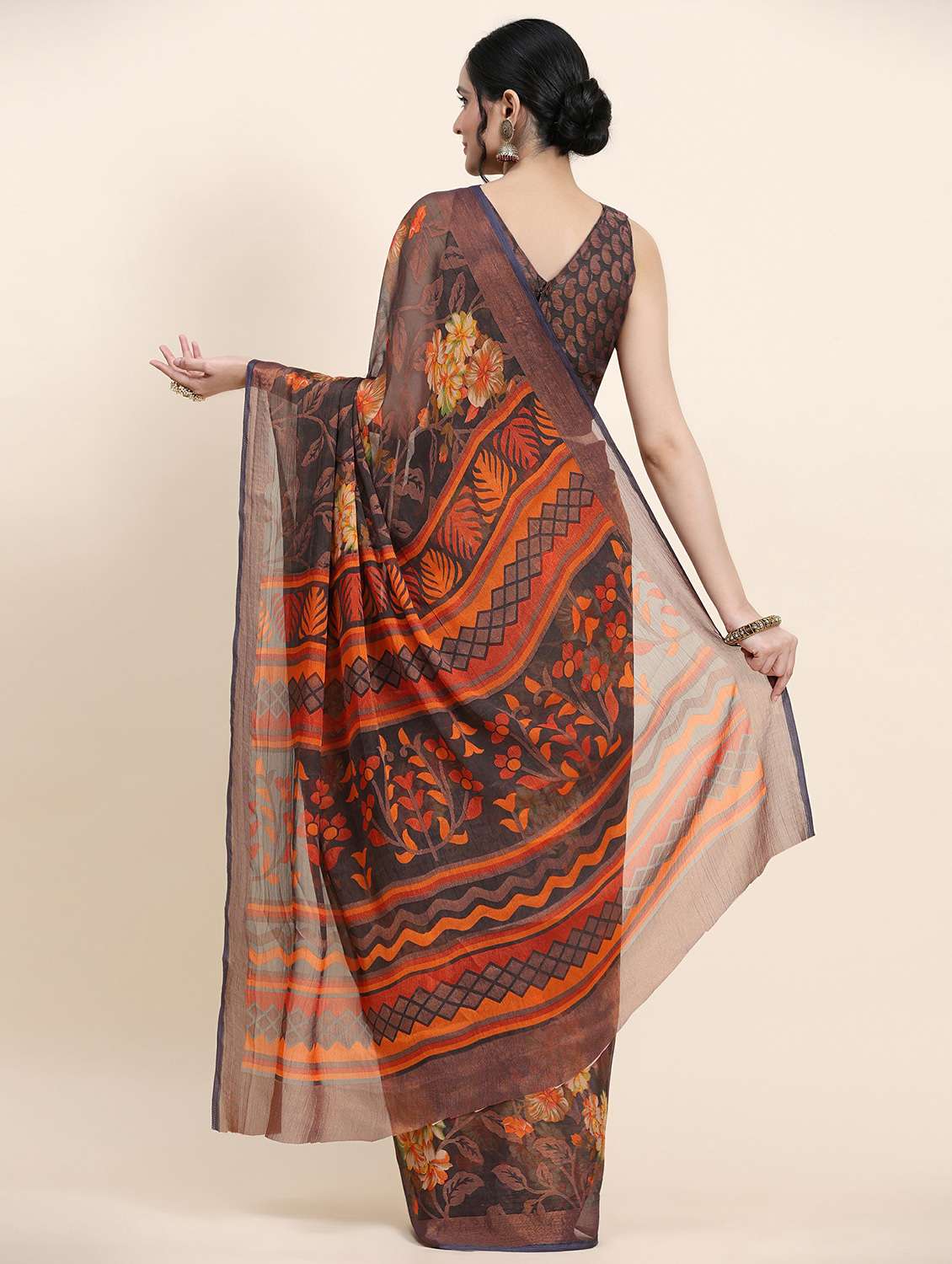 women's printed grey colored saree with blouse - 20214394 -  Standard Image - 1