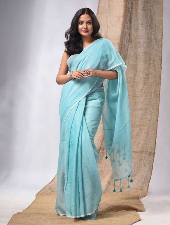 women's solid light blue colored saree