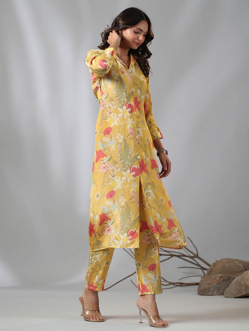 yellow crepe kurta pant set - 20225716 - Standard Image - 1