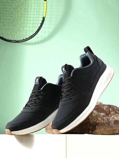 men black lace-up sneakers - 20230202 -  Standard Image - 0