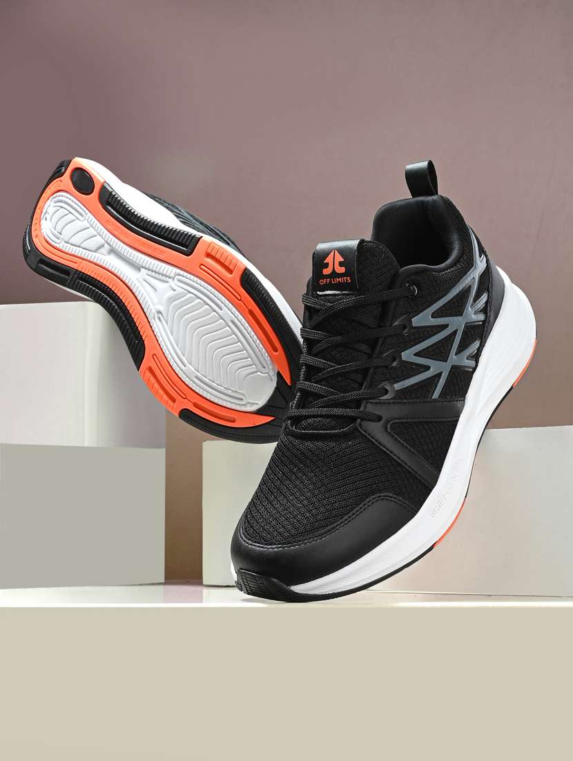 men black lace-up running sports shoe