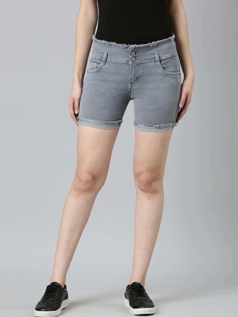 grey solid slim fit denim shorts 