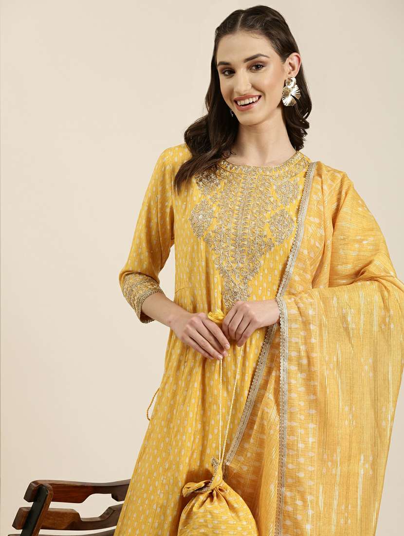 women yellow printed kurta pant set with dupatta - 20251351 - Standard Image - 4