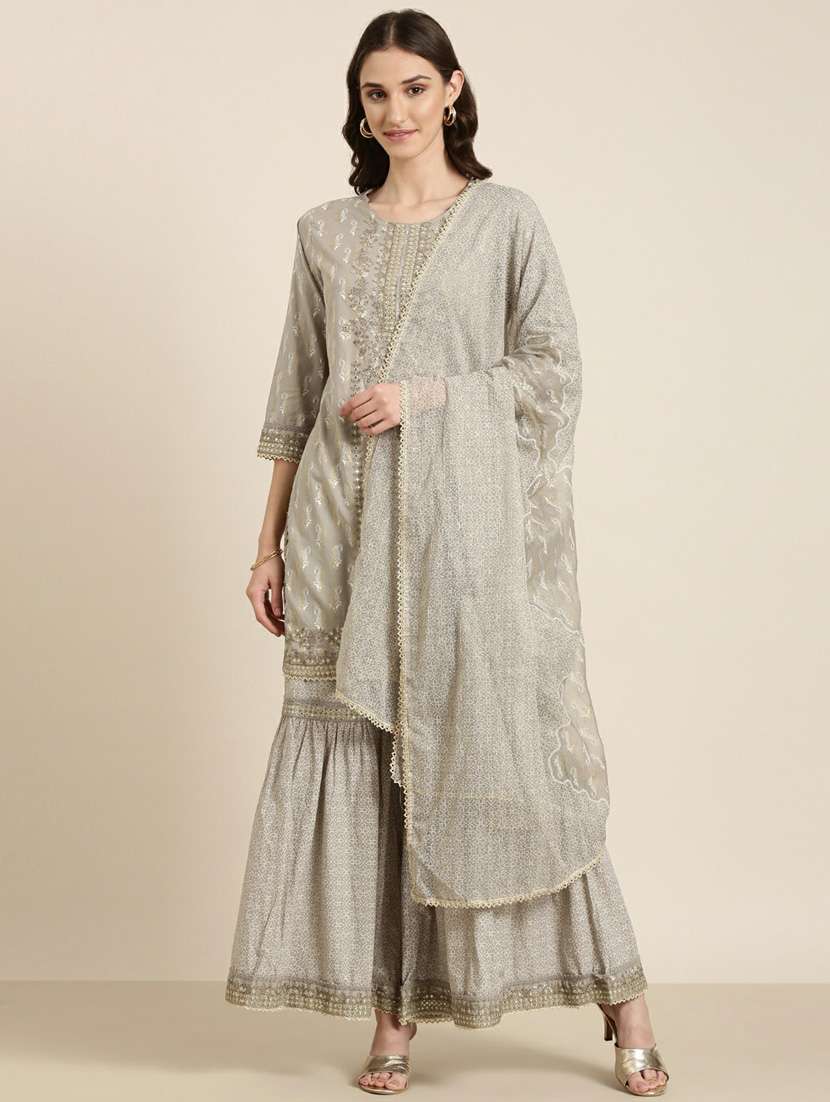 women paisley round neck kurta sharara set with dupatta