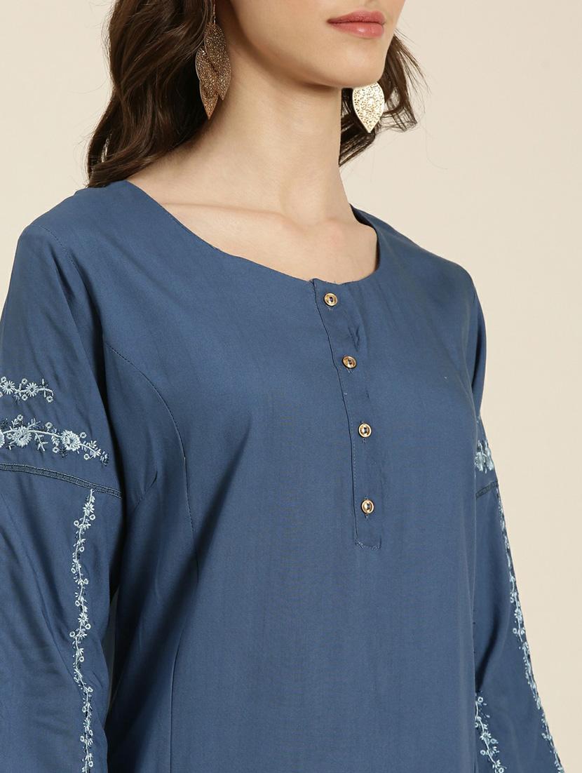 women's blue round neck straight kurta - 20252263 - Standard Image - 4