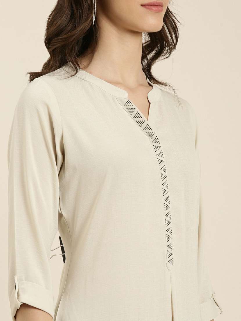 beige embellished straight kurta - 20252321 -  Standard Image - 4